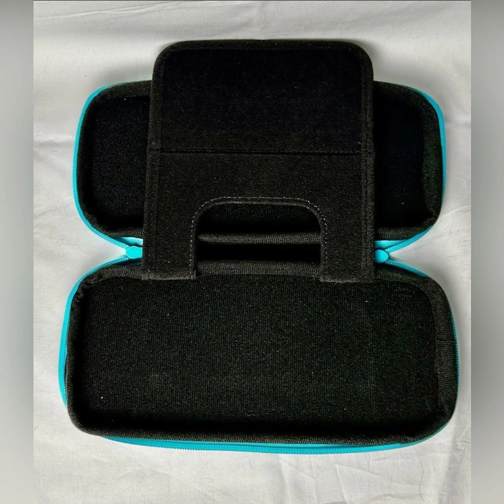 Nintendo Switch Neoprene Black And Blue Zippered Carrying Case Excellent